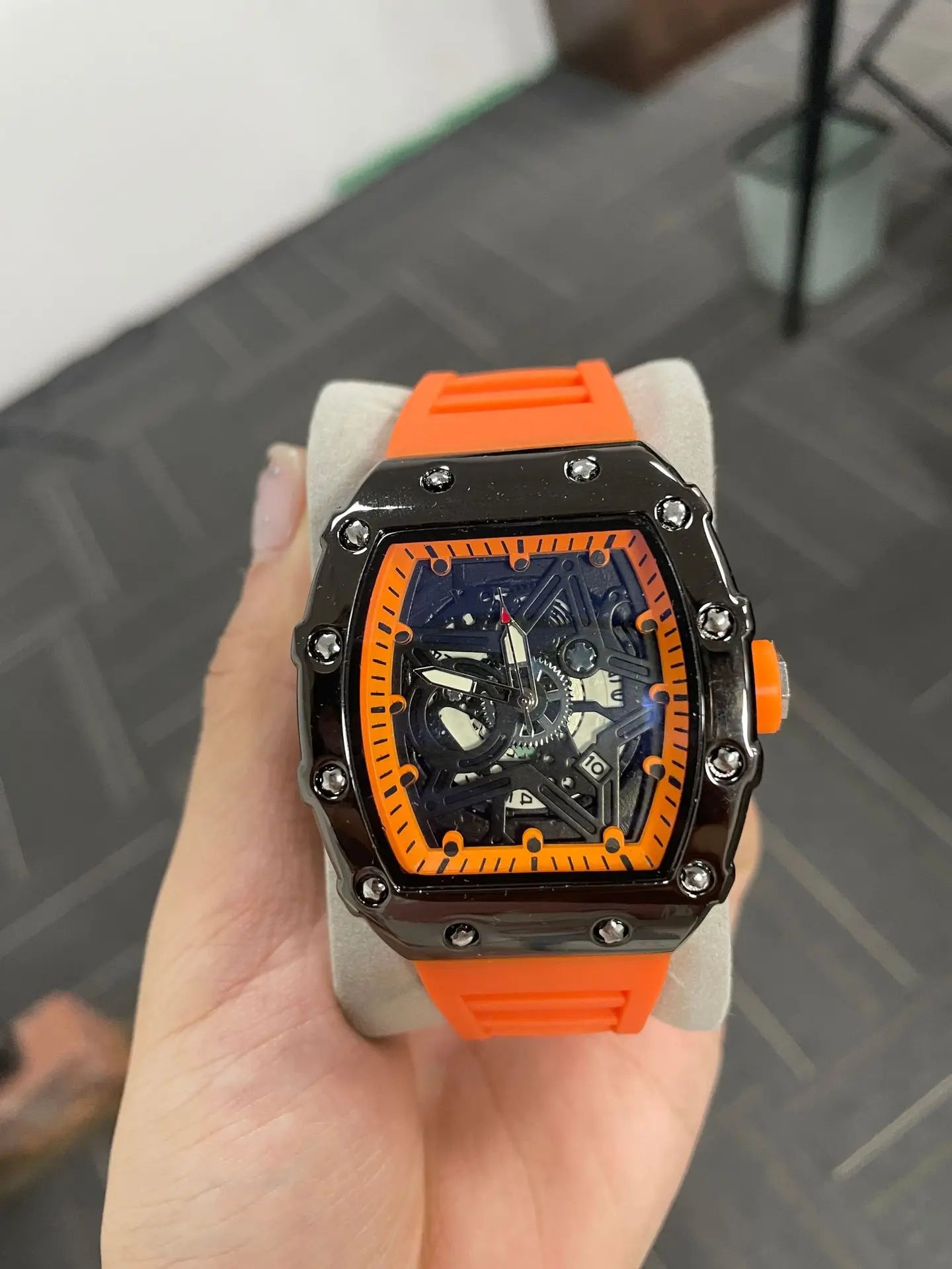 Men's Tonneau Quartz Watch — Luminous Pentagram Dial Fashion Wristwatch